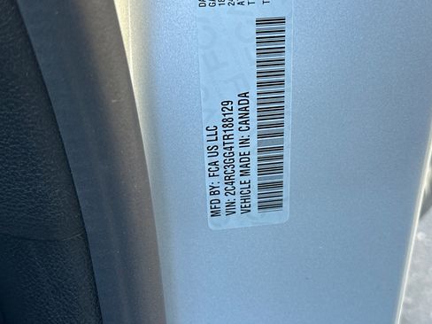 New 2026 Chrysler Pacifica Limited w/ Uconnect Theater Family Group image 30