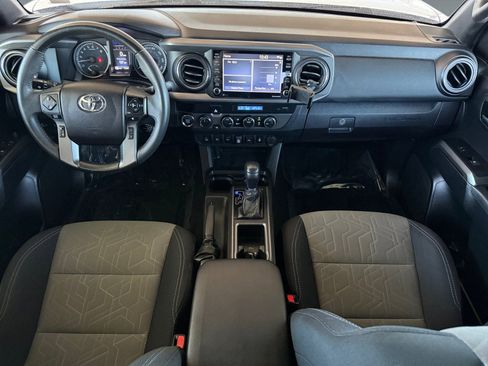 Used 2021 Toyota Tacoma TRD Off-Road w/ Technology Package image 14