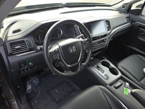 Used 2023 Honda Ridgeline RTL-E image 9