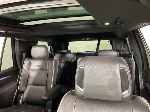 Used 2025 Cadillac Escalade Sport w/ Touring Package AWD/4WD image 33