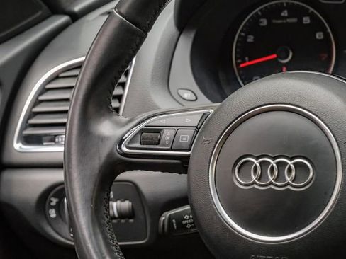 Used 2017 Audi Q3 2.0T Premium Plus w/ Premium Plus Package image 23