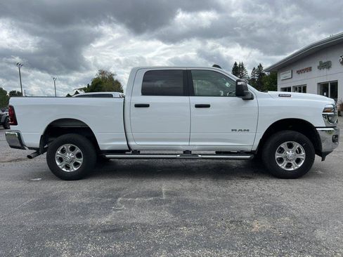 Used 2026 RAM 2500 Big Horn AWD/4WD image 40