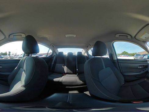 Used 2025 Nissan Sentra SV FWD image 40