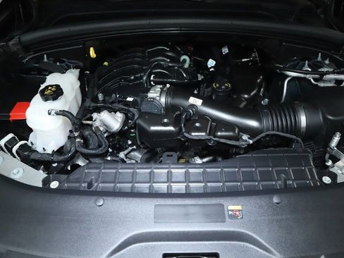 Used 2025 Jeep Grand Cherokee Limited w/ Luxury Tech Group II AWD/4WD image 36