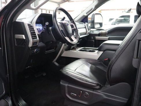 Used 2017 Ford F250 Lariat w/ Tow Technology Bundle AWD/4WD image 34