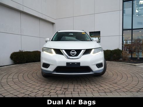 Used 2014 Nissan Rogue SV image 19