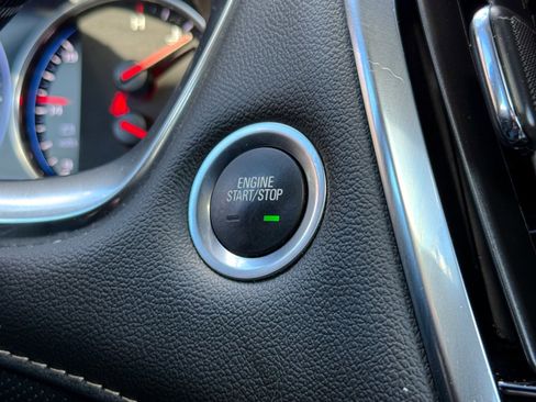 Used 2023 Chevrolet Traverse Premier w/ Redline Edition image 26