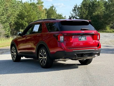 Used 2026 Ford Explorer ST-Line w/ Premium Package RWD image 12
