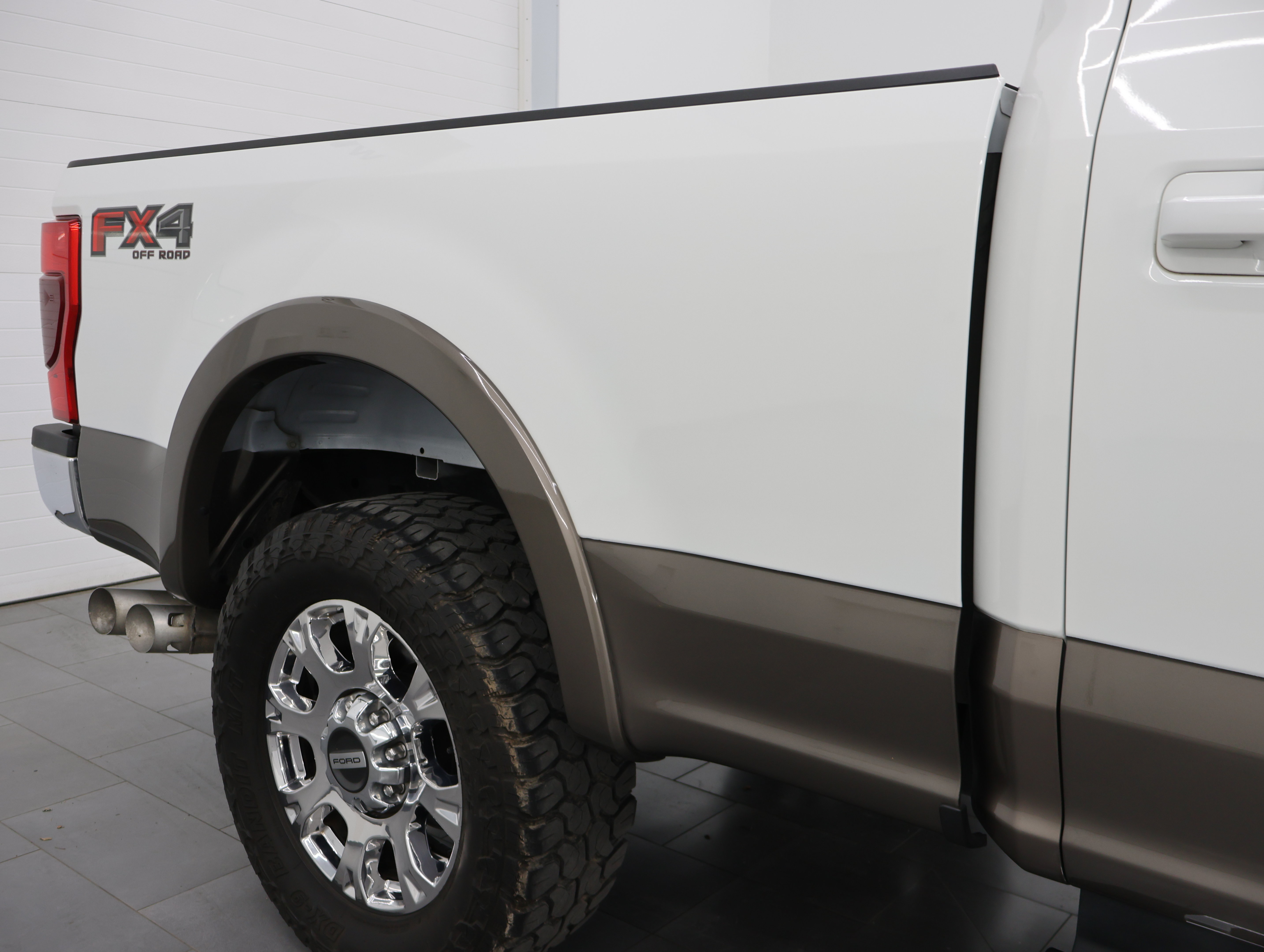 Used 2022 Ford F250 Lariat w/ Lariat Value Package AWD/4WD image 26