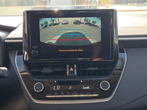 Certified 2025 Toyota Corolla LE FWD image 27
