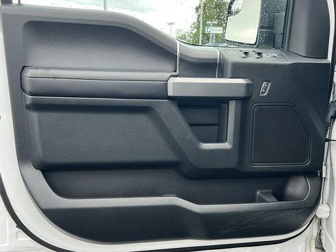 Used 2018 Ford F150 XLT w/ Equipment Group 302A Luxury AWD/4WD image 24