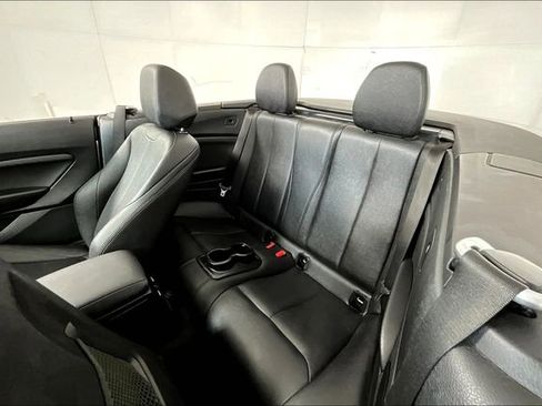 Used 2020 BMW 230i xDrive Convertible image 25