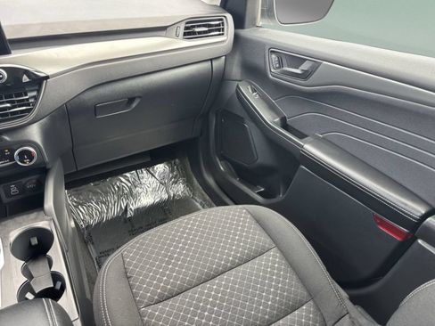 Used 2025 Ford Escape Active AWD/4WD image 7
