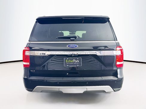 Used 2021 Ford Expedition XLT image 7