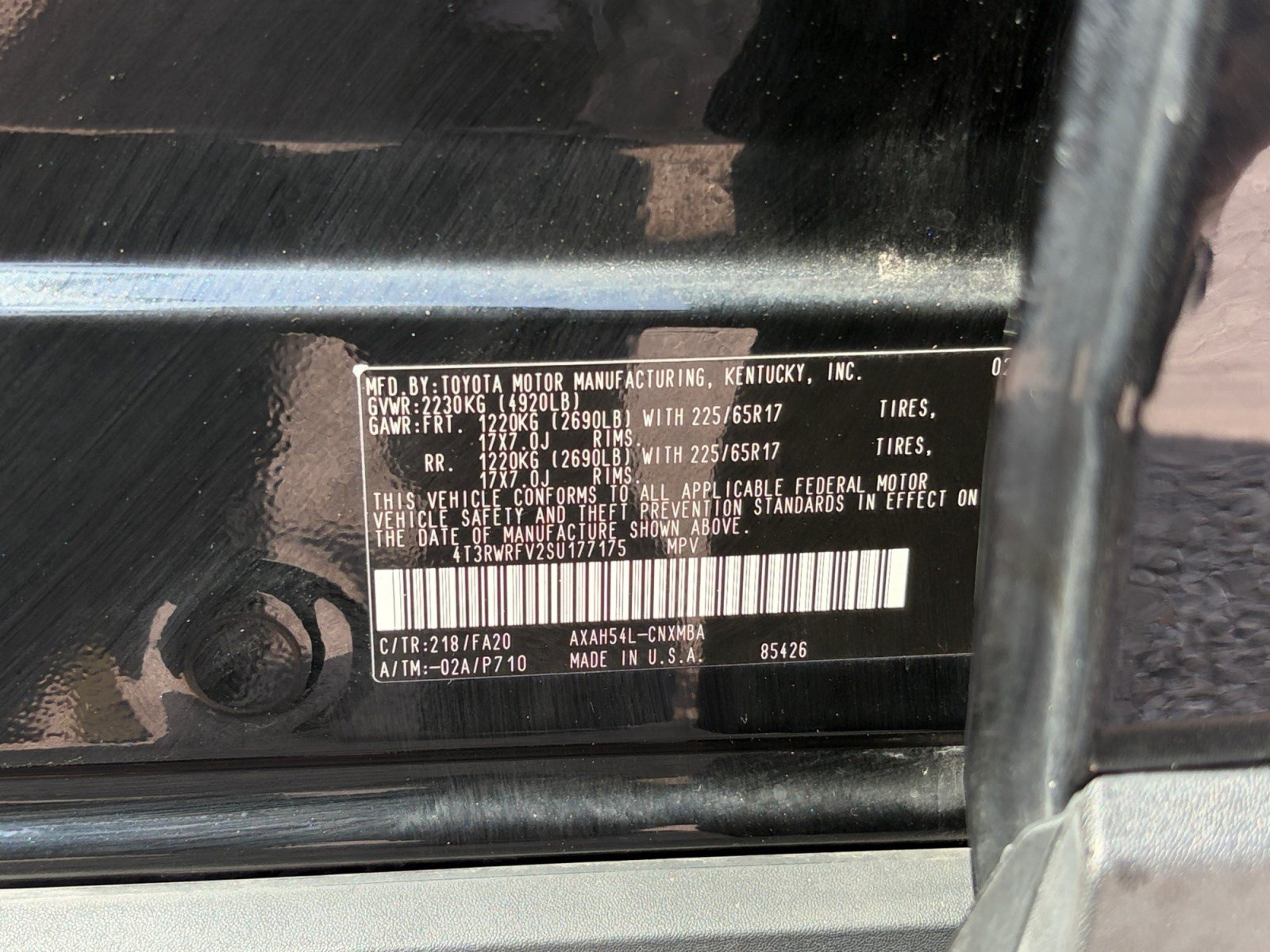 Used 2025 Toyota RAV4 XLE AWD/4WD image 25