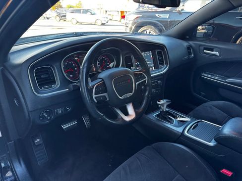 Used 2017 Dodge Charger R/T Scat Pack RWD image 15