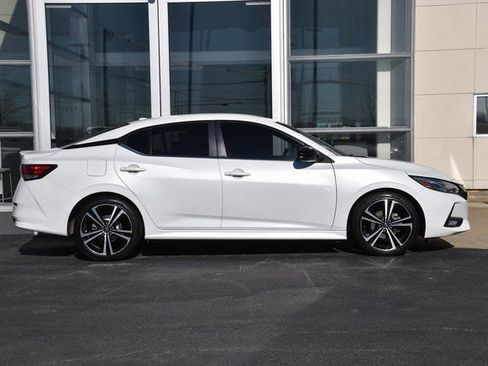 Used 2023 Nissan Sentra SR w/ Trunk Package image 6