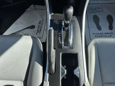 Used 2014 Honda Accord LX image 19