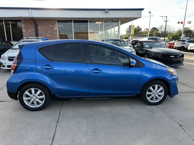 Used 2017 Toyota Prius C Two FWD image 8