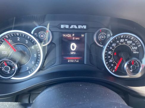 Used 2022 RAM 1500 Big Horn image 14