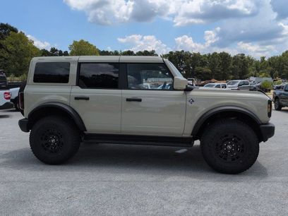 New 2026 Ford Bronco Outer Banks w/ Sasquatch Package