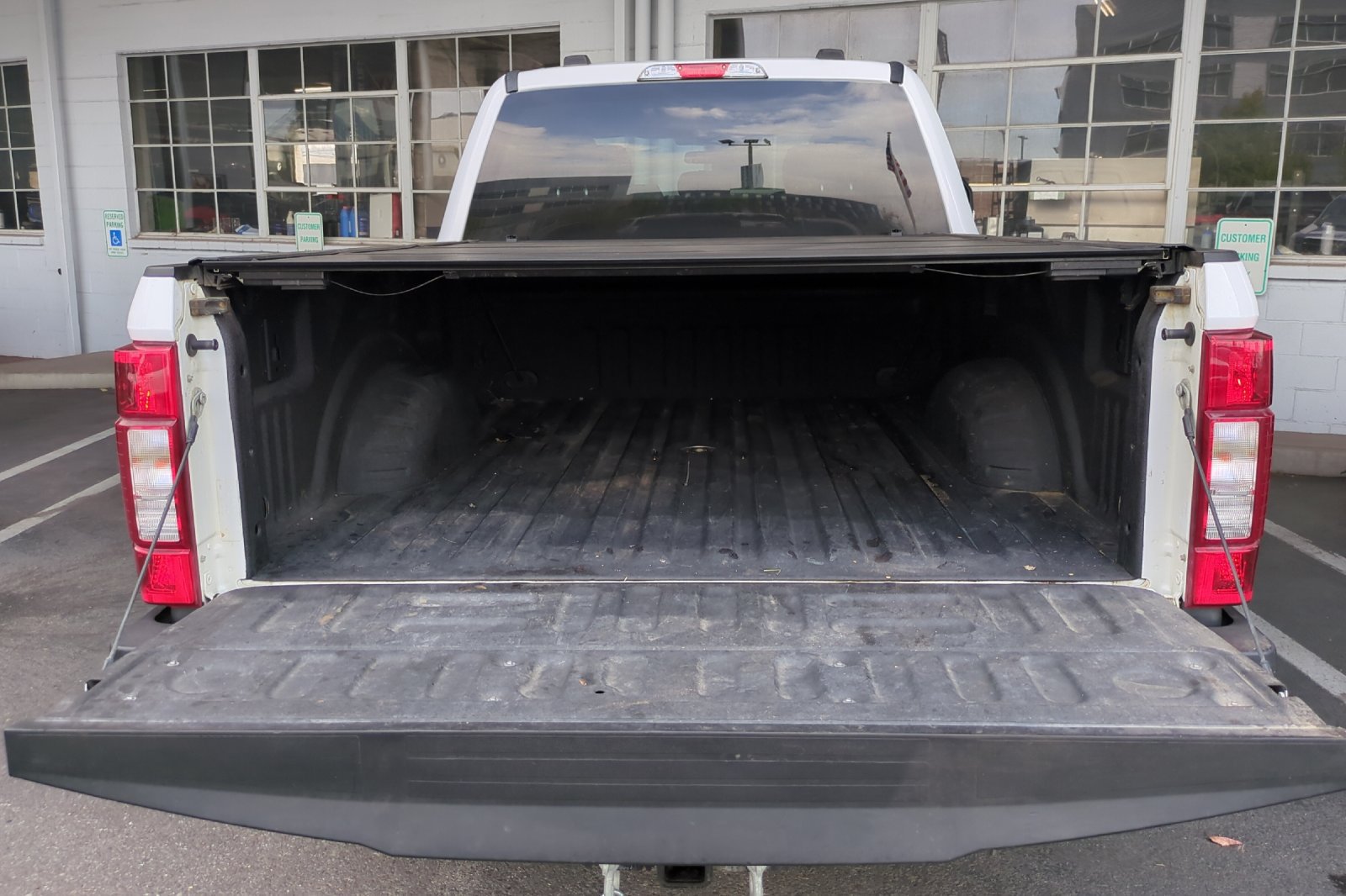 Used 2020 Ford F250 XLT w/ XLT Value Package AWD/4WD image 16