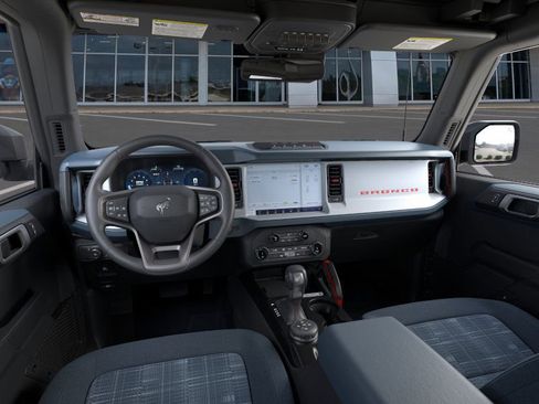 New 2026 Ford Bronco Heritage Edition image 9