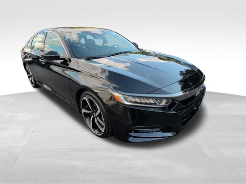 Used 2018 Honda Accord Sport image 7