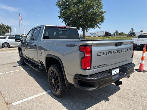 Used 2026 Chevrolet Silverado 2500 LT w/ Trail Boss Package AWD/4WD image 5