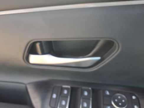 New 2026 Nissan Kicks SR w/ SR Premium Package image 17