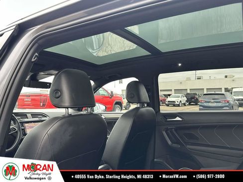 Certified 2024 Volkswagen Tiguan SEL R-Line AWD/4WD image 19