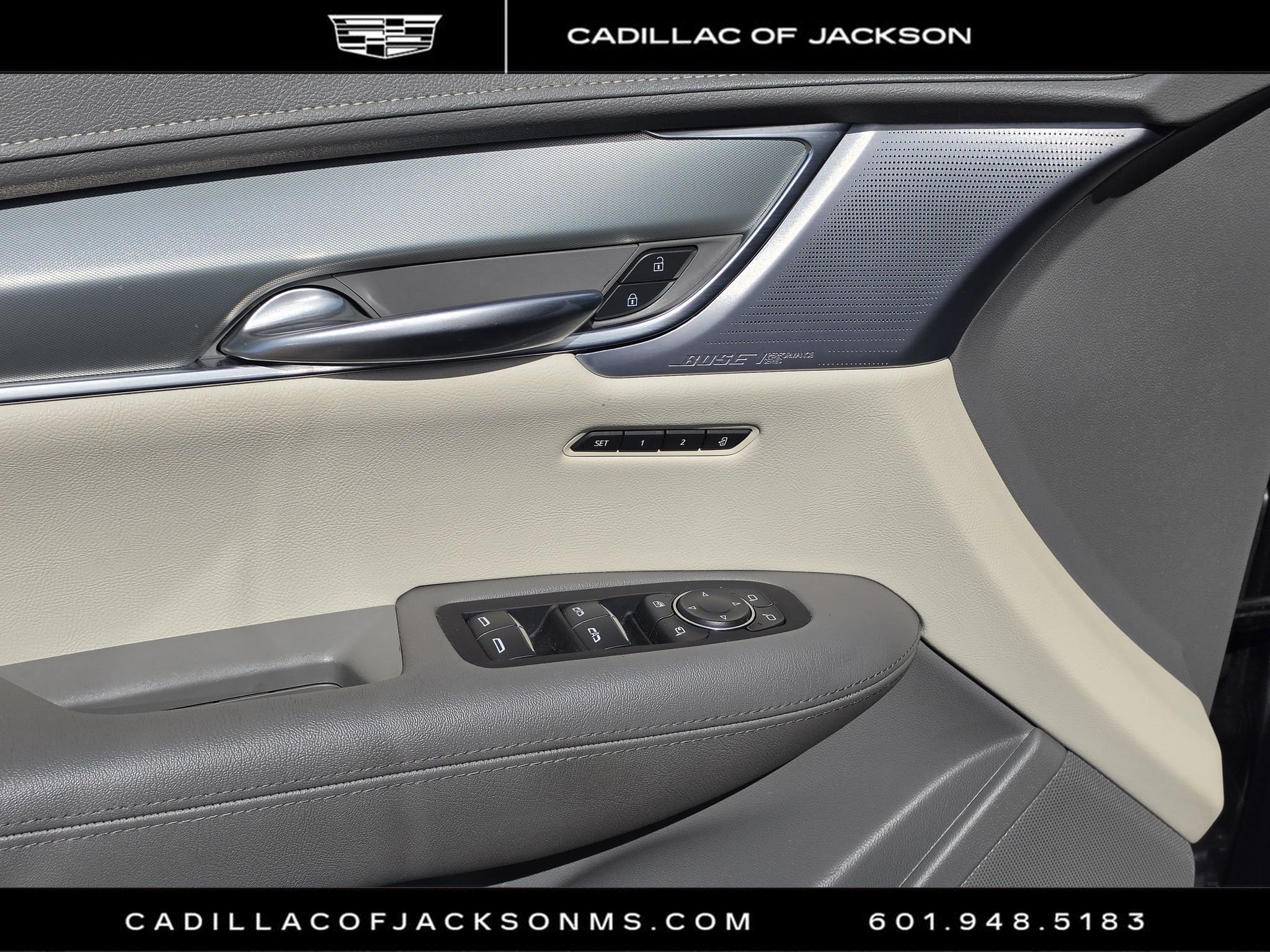 Certified 2025 Cadillac XT5 Premium Luxury FWD image 15