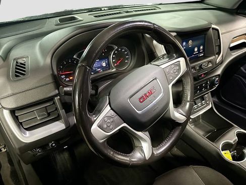 Used 2020 GMC Terrain SLE w/ Elevation Edition image 10