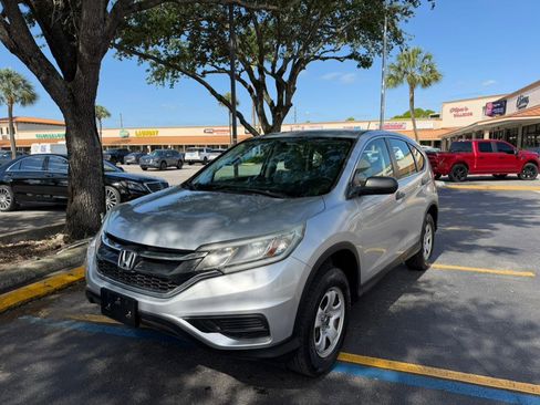 Used 2015 Honda CR-V LX image 2