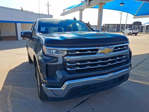 Used 2025 Chevrolet Silverado 1500 LT AWD/4WD image 13