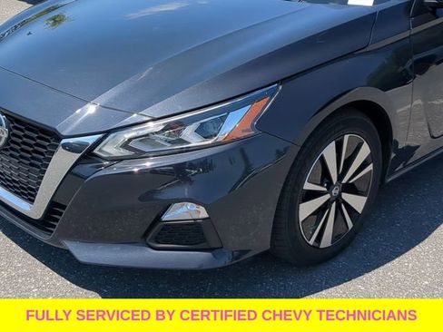 Used 2021 Nissan Altima 2.5 SV FWD image 15