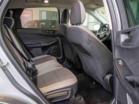 Used 2022 Ford Escape SE w/ Cold Weather Package image 30