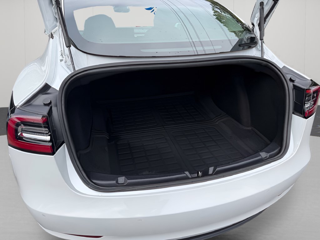 Used 2020 Tesla Model 3 Long Range AWD/4WD image 26