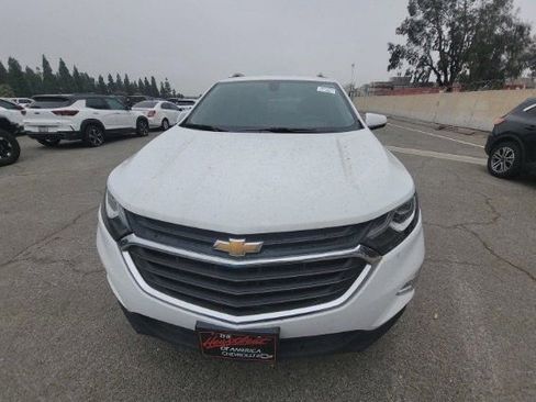Used 2019 Chevrolet Equinox LT AWD/4WD image 2