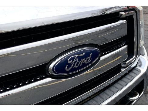 Used 2014 Ford F350 Lariat w/ Lariat Ultimate Package image 32