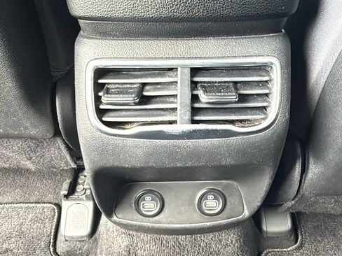 Used 2021 Hyundai Santa Fe SEL FWD image 25