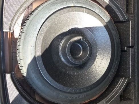 Used 2021 GMC Sierra 1500 4x4 Crew Cab w/ Sierra Value Package image 74