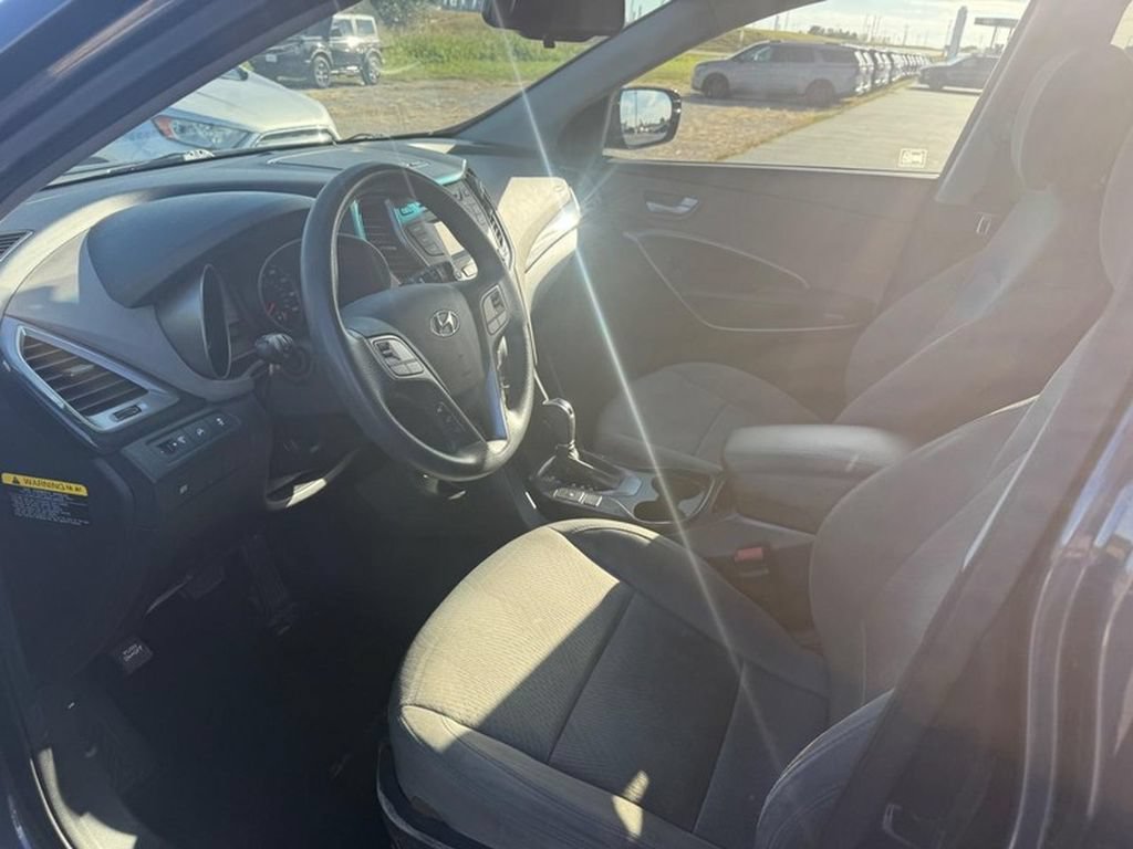 Used 2016 Hyundai Santa Fe Sport w/ Option Group 02 FWD image 3