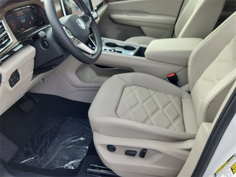 New 2026 Volkswagen Atlas SE image 6