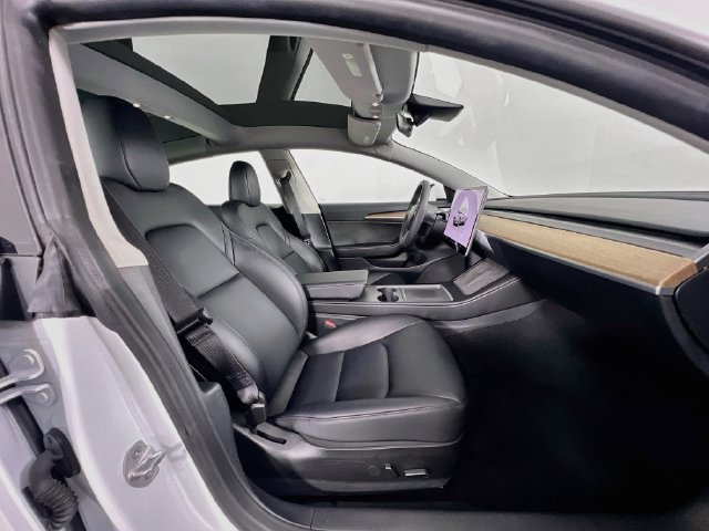 Used 2023 Tesla Model 3 Standard Range RWD image 27