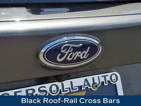 Used 2017 Ford Escape Titanium AWD/4WD image 32