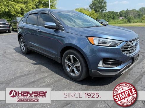 Used 2019 Ford Edge SEL w/ Equipment Group 201A AWD/4WD image 3