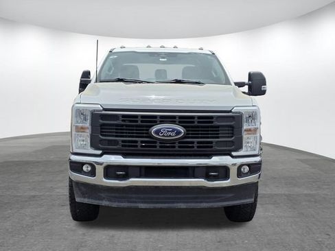 Used 2023 Ford F250 XL w/ XL Chrome Package AWD/4WD image 2