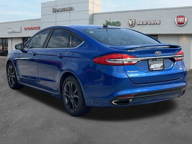 Used 2018 Ford Fusion SE w/ Equipment Group 201A FWD image 5