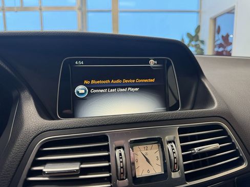 Used 2017 Mercedes-Benz E 400 4MATIC Coupe image 30